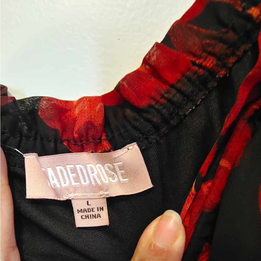 Faded Rose Women's Dress Size L Black & Red Long Sleeves Elastic Waist - Picture 6 of 7